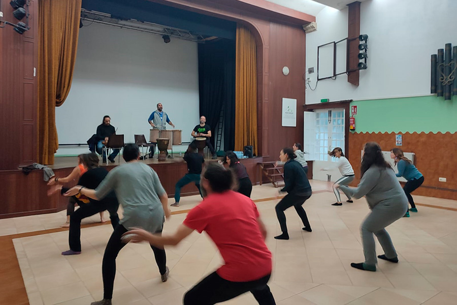 Éxito en nuestro taller de danza africana